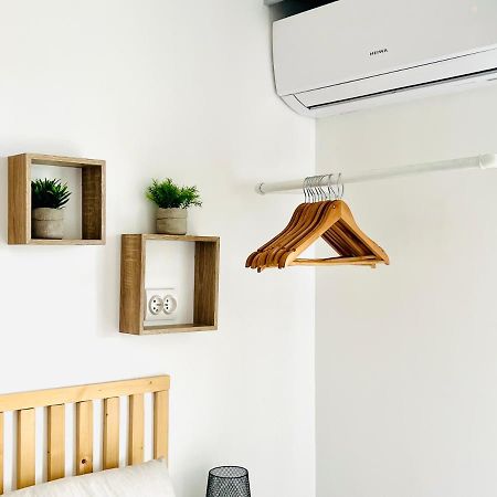 Les Palmiers - Appartement Avec Piscine Proche Plages - Wifi Et Clim Antibes Exterior photo